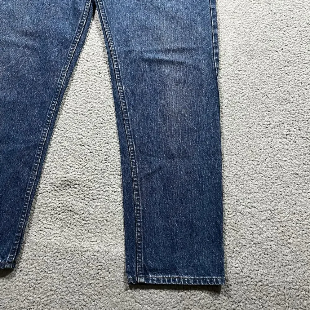 Levis good see